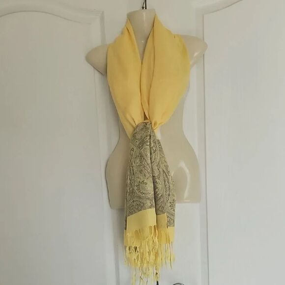 pashmina Accessories - HOST PICK🥳 Elegant Yellow and Gray Scarf